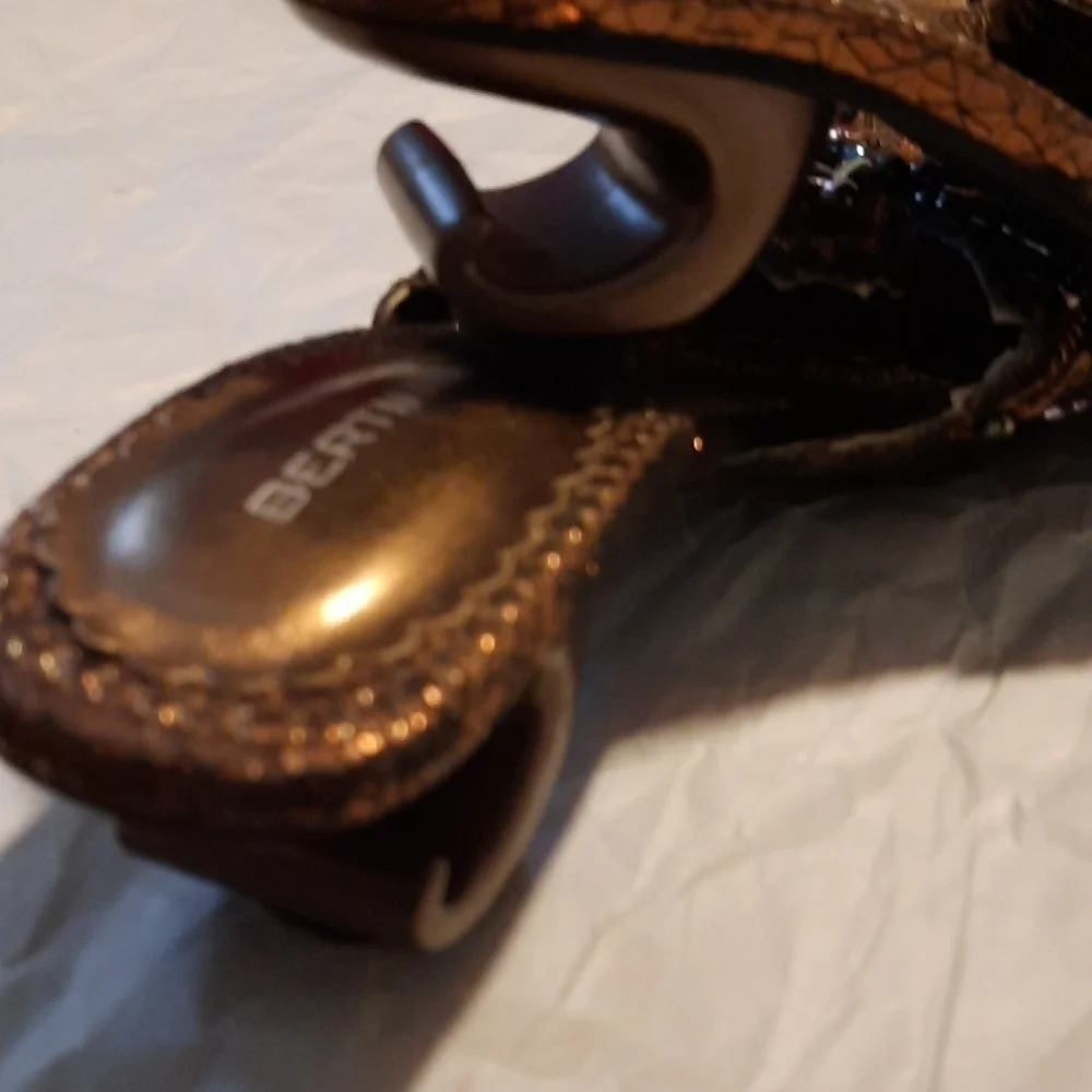 Bertinni Unique Beaded Sandals - Picture 13 of 13
